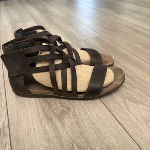 Naot Marita Strappy Sandals Womens Crazy Horse Brown Distressed Leather Sz 41/10